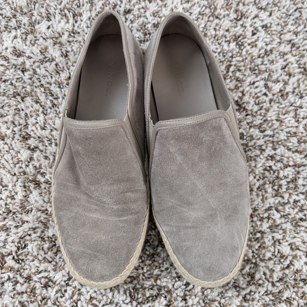 Vince Slip On Sneakers (Fits like a 7)